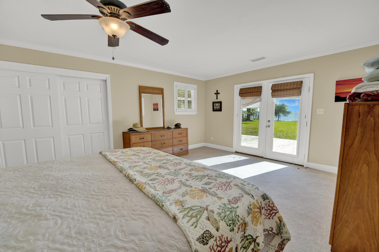 BAY GROVE - Residential