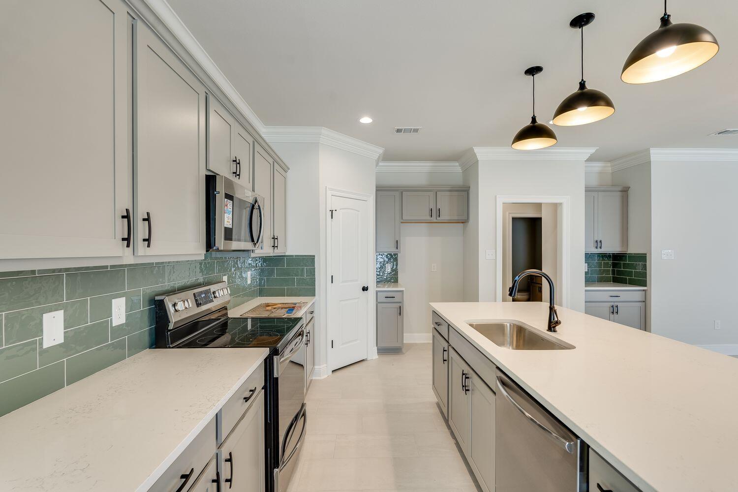 HAMMOCK BAY ( A brand New Subdivision of the Hammock Bay) The Moonswept - Residential Lease