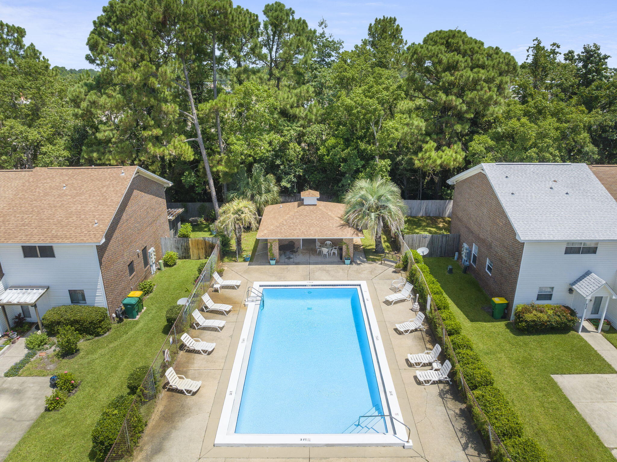 Forest View Townhomes - Residential