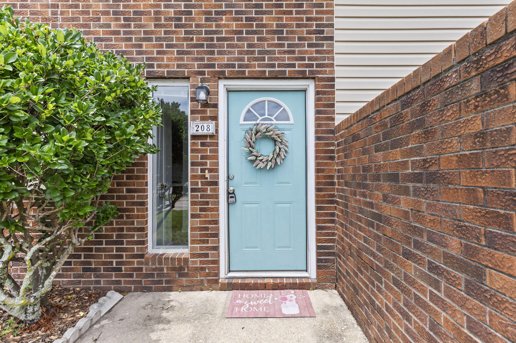 MULTIPLE OFFERS. All offers due by 8pm on 7/14. Welcome home to this spacious townhouse that will check all of your boxes! Spacious kitchen with two pantries, powder room on the main floor as well as a laundry room and several closets offering fabulous storage. Upstairs you'll find 3 bedrooms and 2 full bathrooms. HOA is super affordable at $55 a month and includes the beautiful community pool AND lawn maintenance. Enjoy coffee on your back patio in the mornings as you settle in to low maintenance, easy living. Close to all the conveniences-3 minutes to shopping, restaurants and grocery stores. Convenient to Hurlburt and Eglin. 2015 roof. 2019 hot water heater.