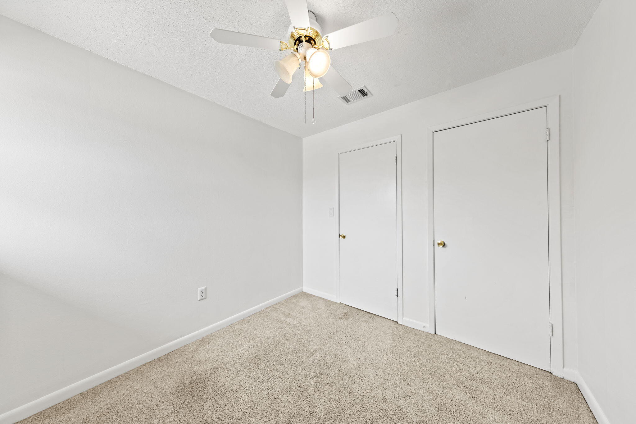 Forest View Townhomes - Residential