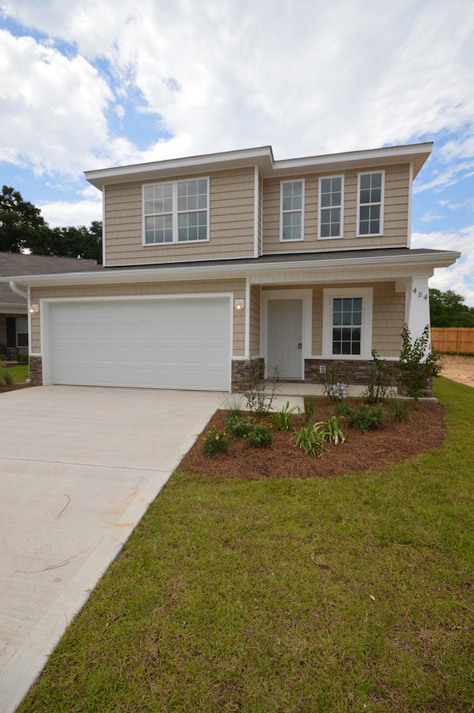 STILLWELL ESTATES - Residential