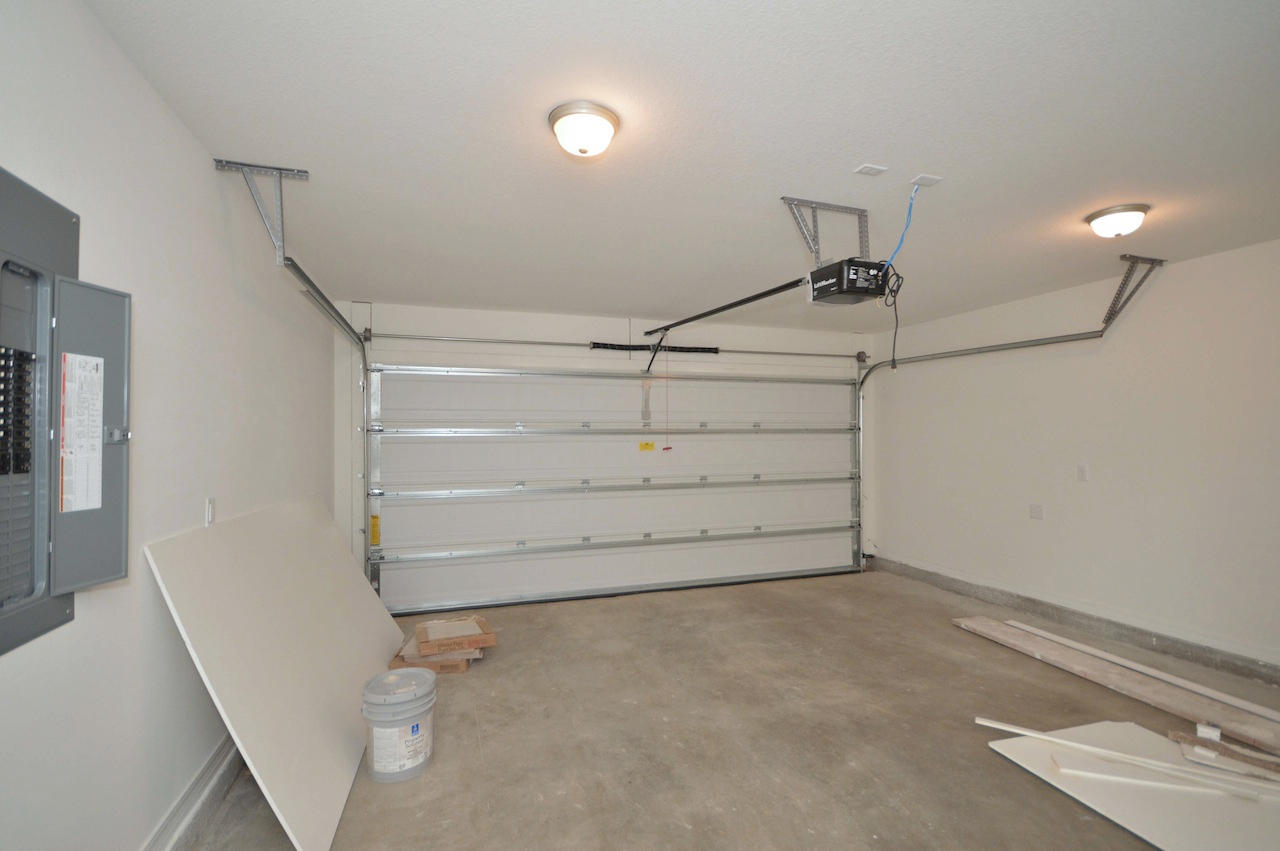 STILLWELL ESTATES - Residential