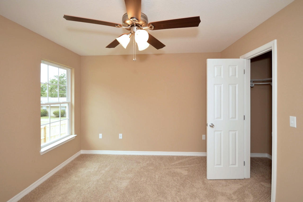 STILLWELL ESTATES - Residential