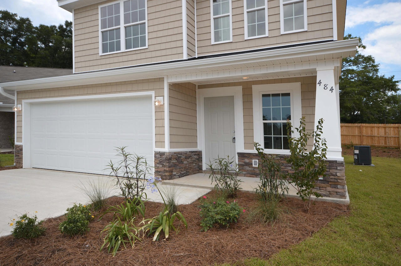 STILLWELL ESTATES - Residential