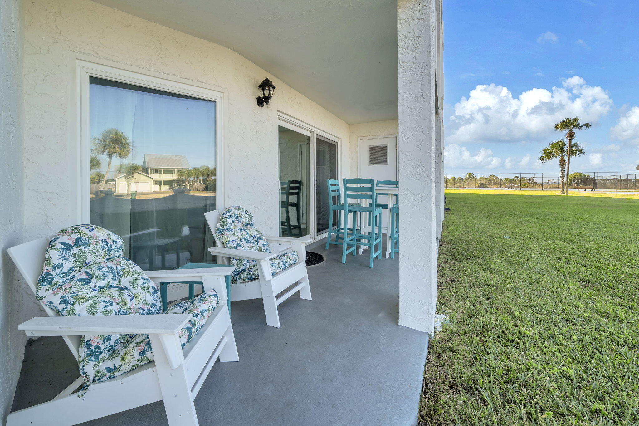 EL MATADOR CONDO - Residential