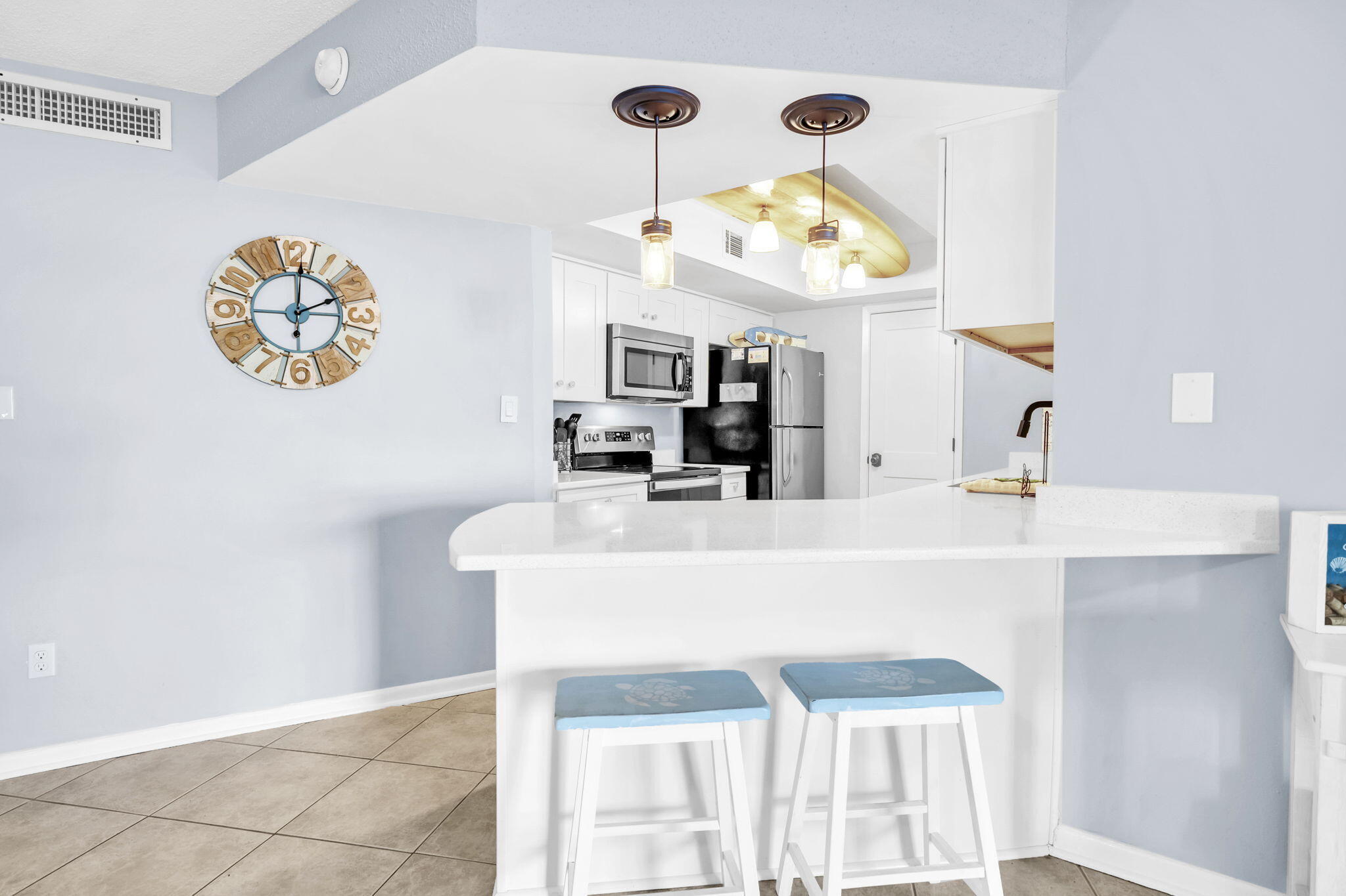 EL MATADOR CONDO - Residential