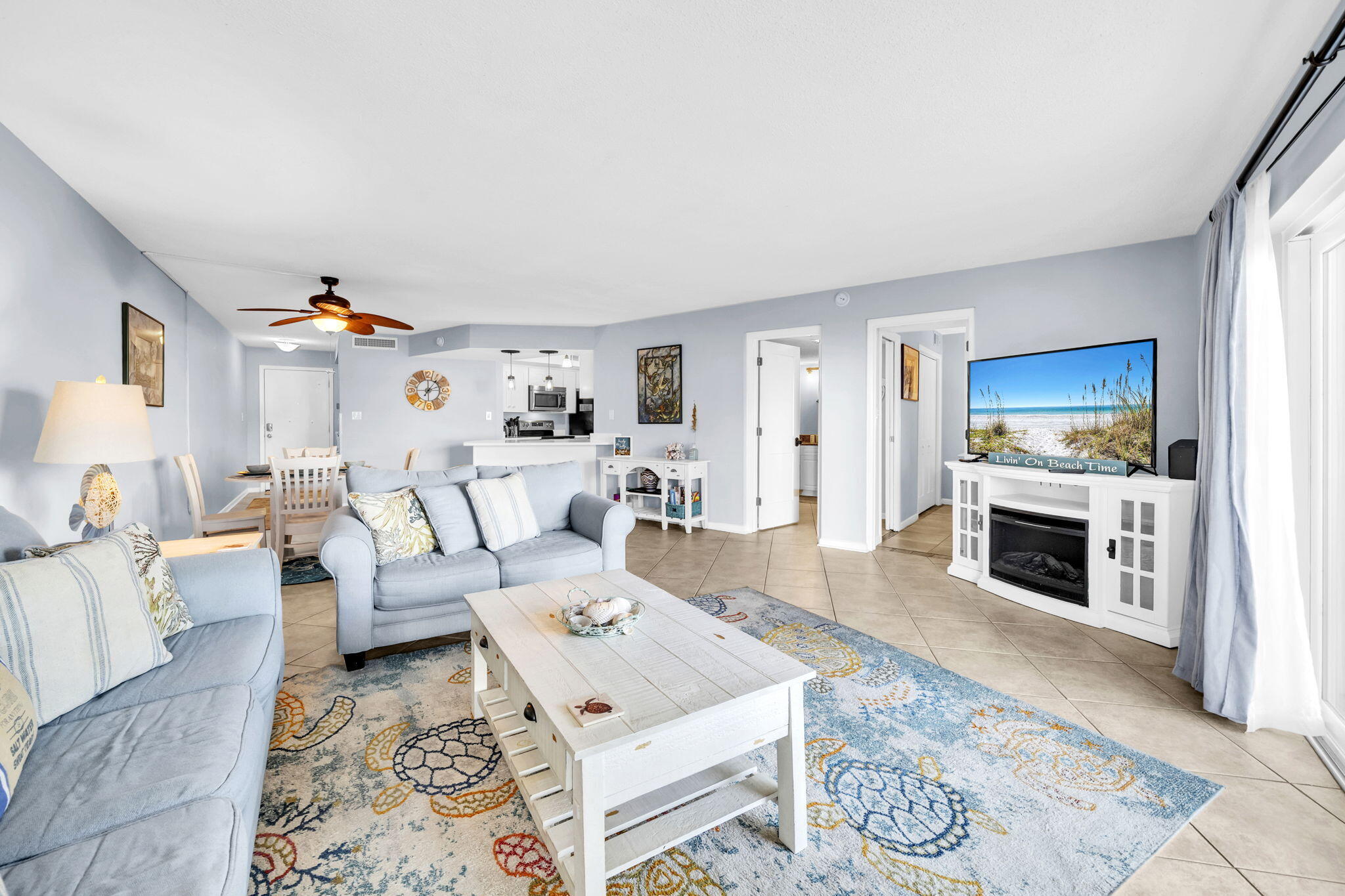 EL MATADOR CONDO - Residential