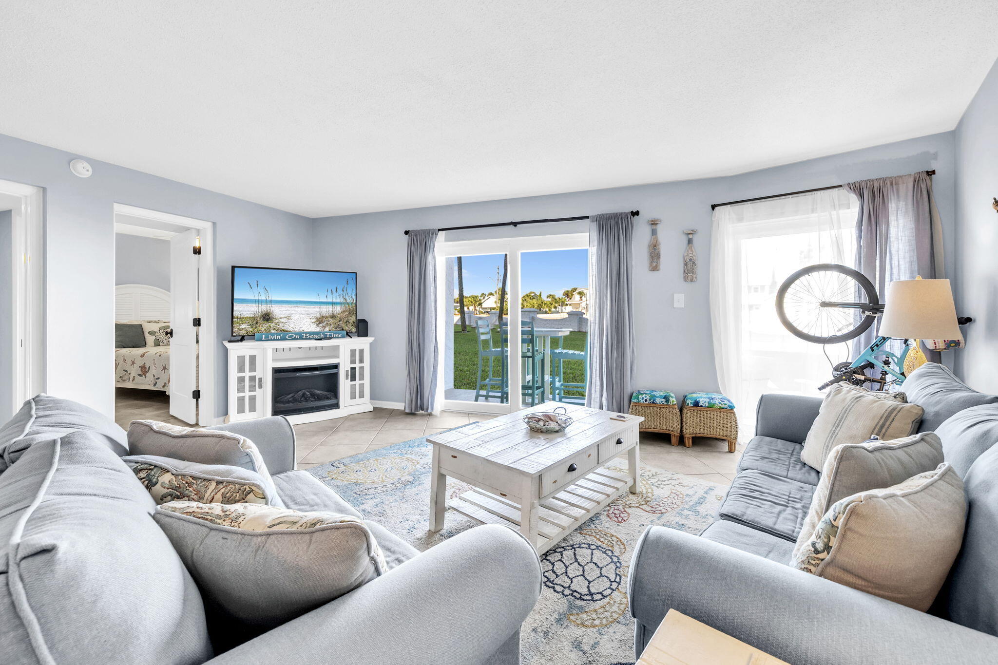 EL MATADOR CONDO - Residential