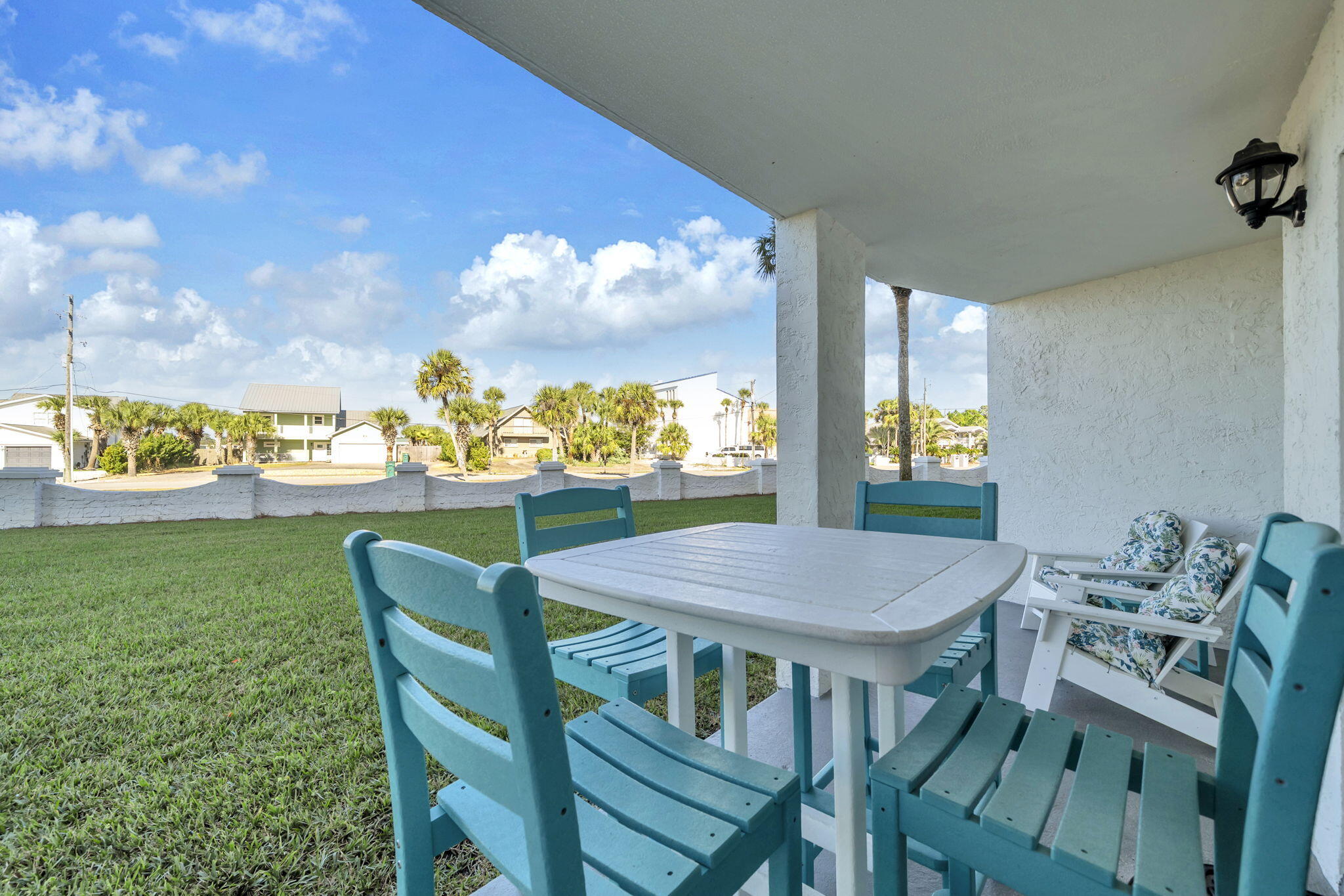 EL MATADOR CONDO - Residential