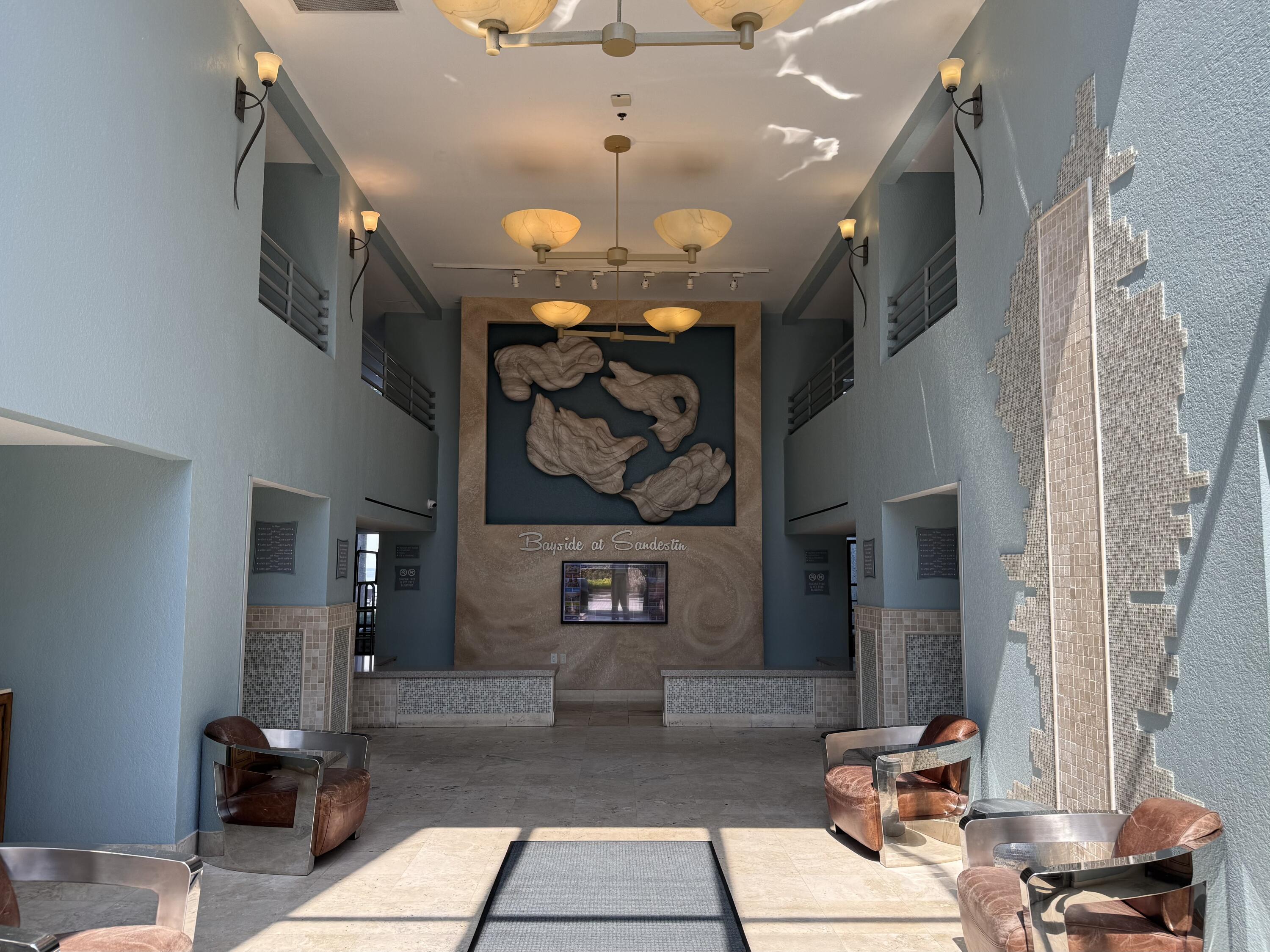 BAYSIDE CONDO SANDESTIN - Residential