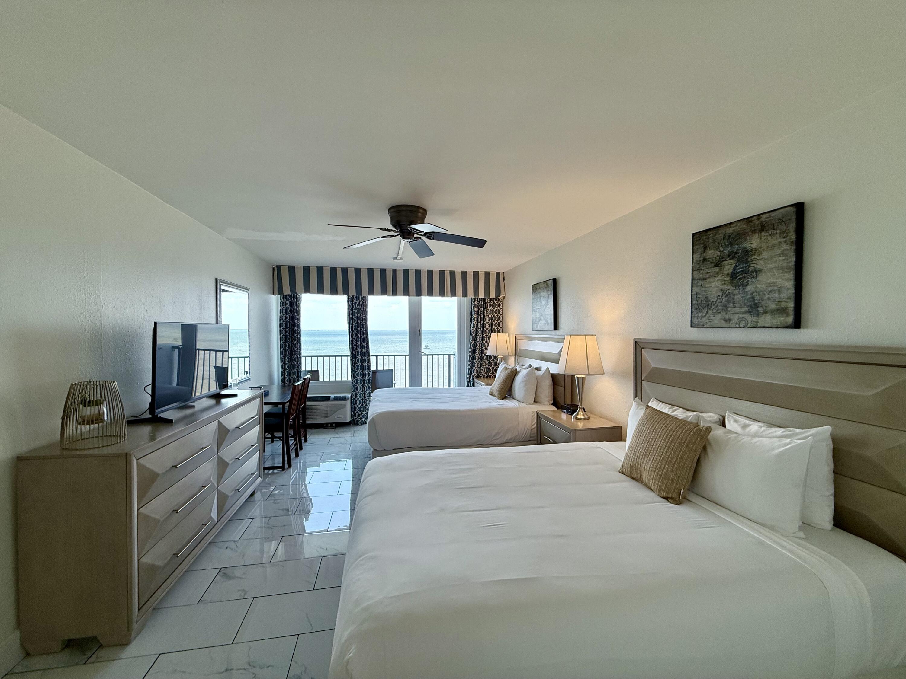 BAYSIDE CONDO SANDESTIN - Residential