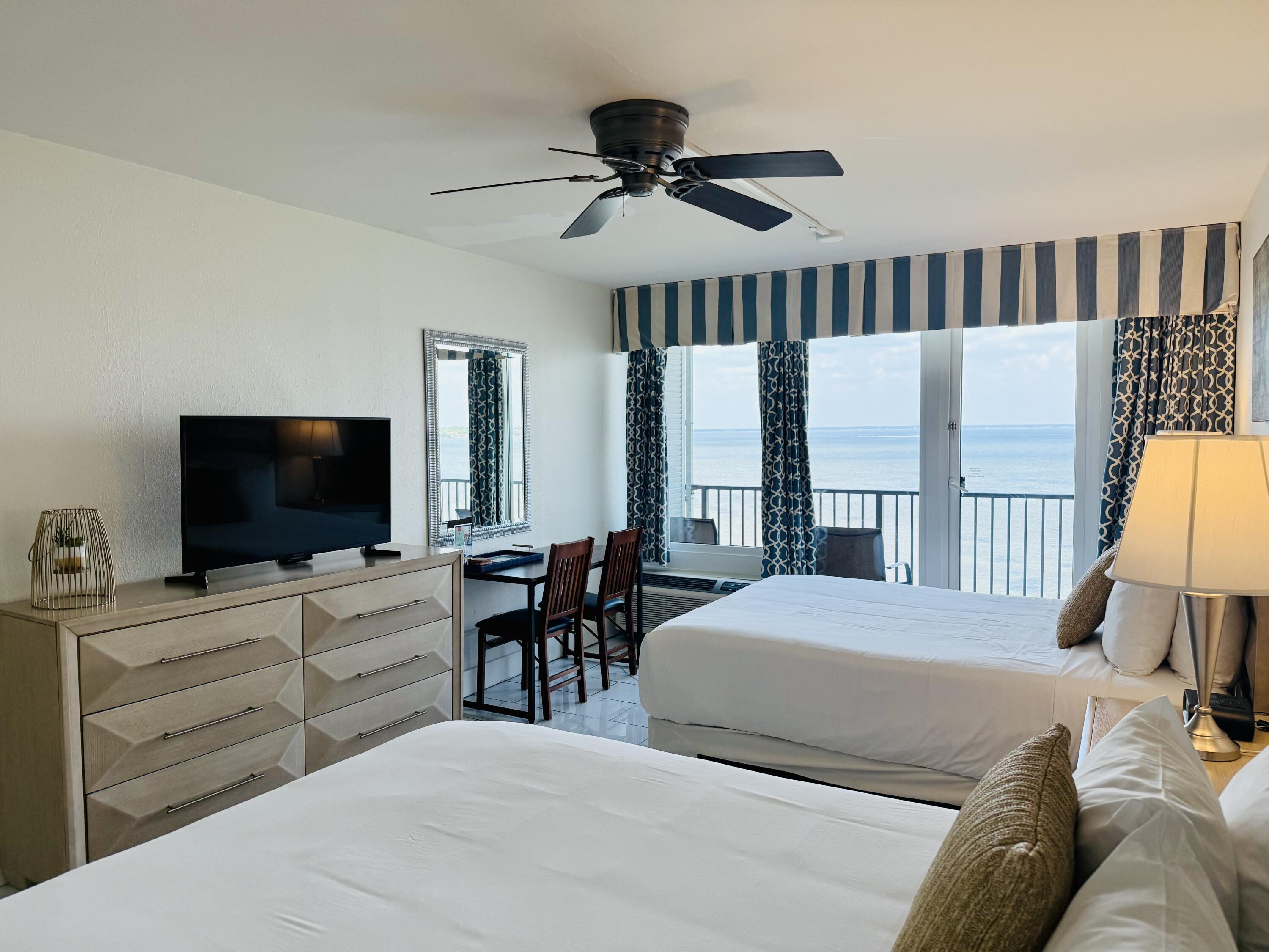 BAYSIDE CONDO SANDESTIN - Residential