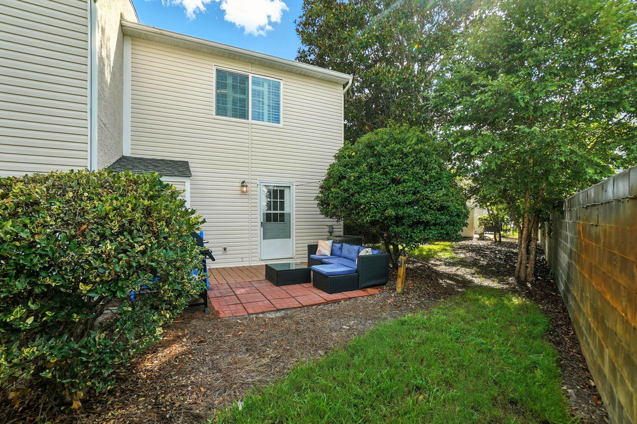 WOODLAND SHORES T/H PH 1 - Residential