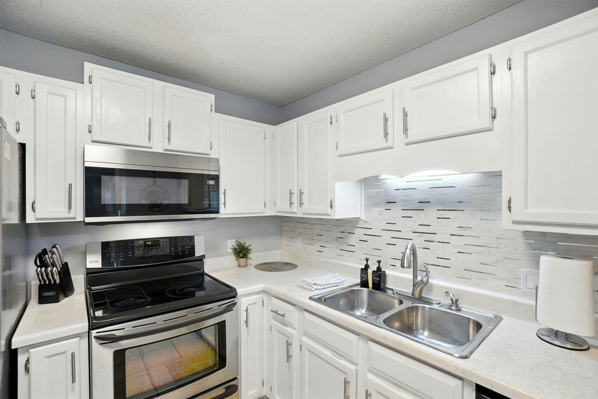 WOODLAND SHORES T/H PH 1 - Residential
