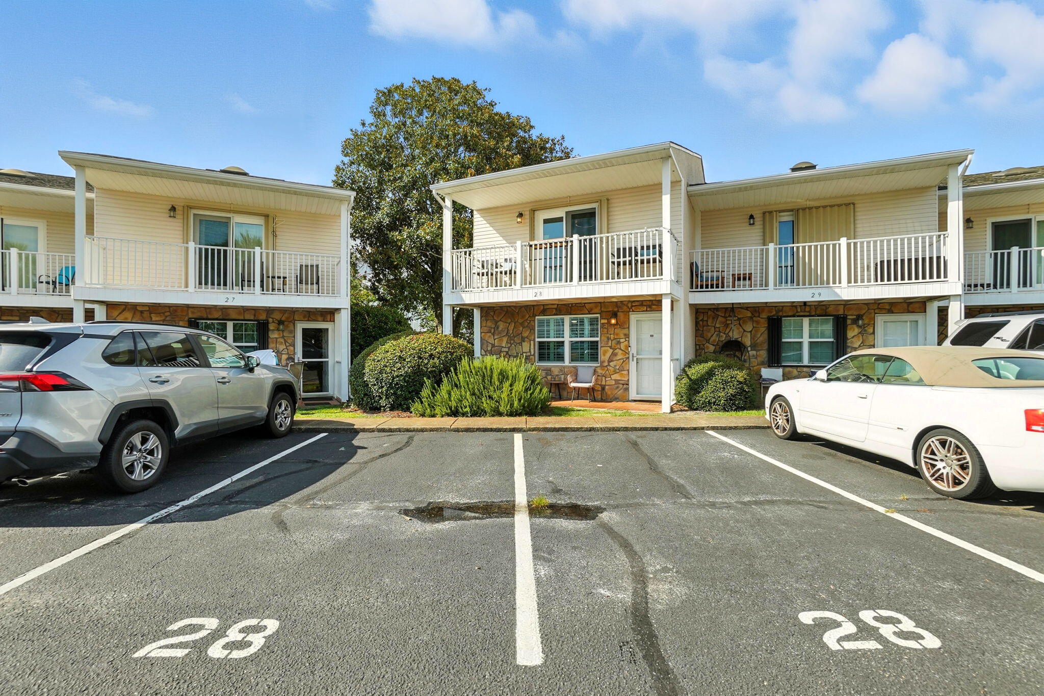 WOODLAND SHORES T/H PH 1 - Residential