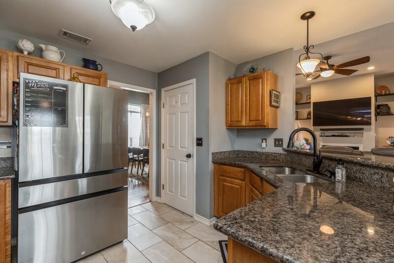 MELISSA OAKS - Residential