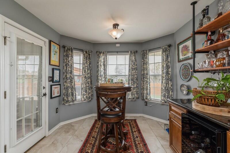 MELISSA OAKS - Residential