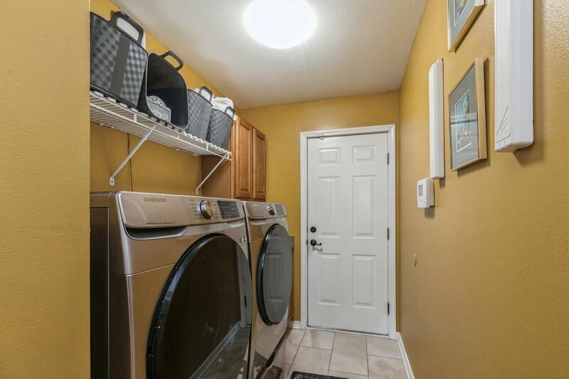 MELISSA OAKS - Residential