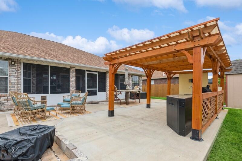 MELISSA OAKS - Residential