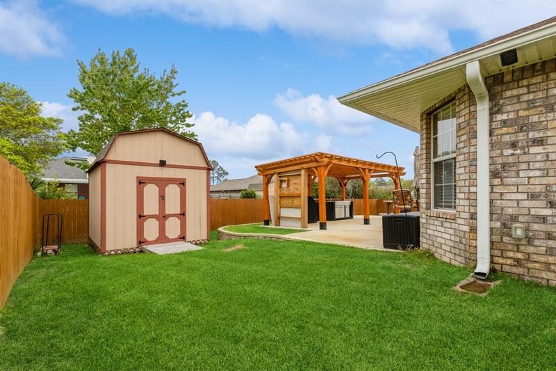 MELISSA OAKS - Residential