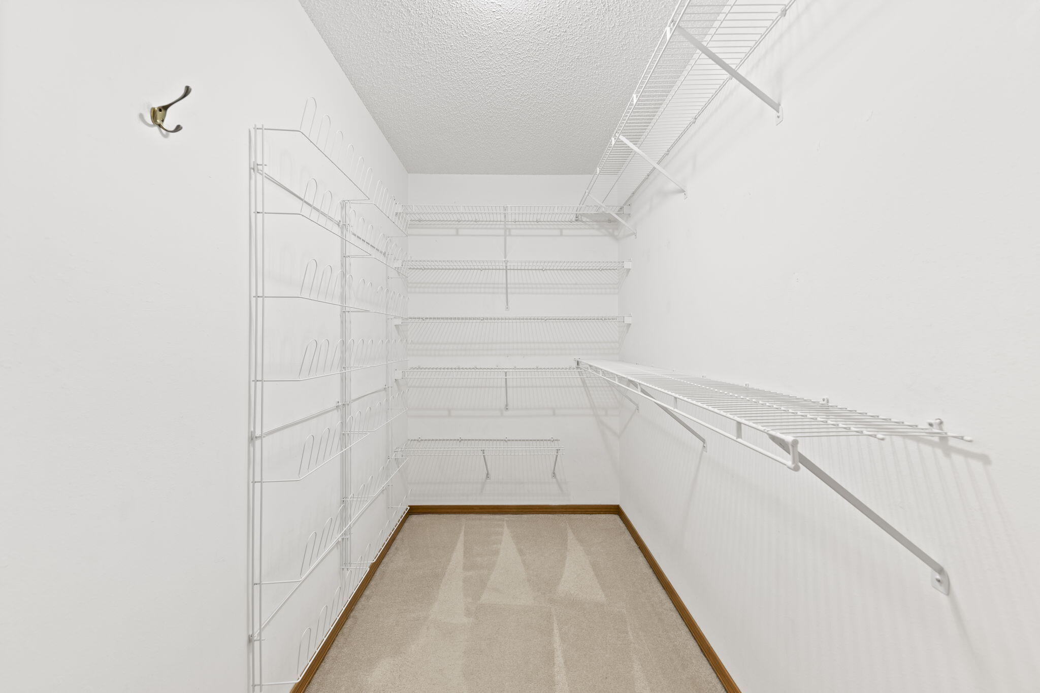 WINDWARD PH 2 BLUEWATER BAY - Residential