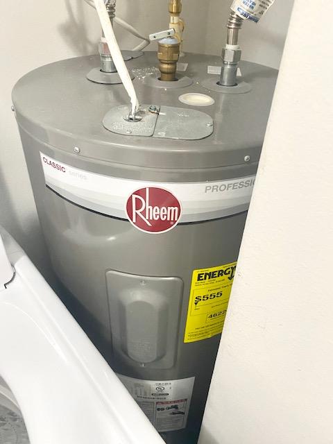 PELICAN PLACE T/H WEST - Residential