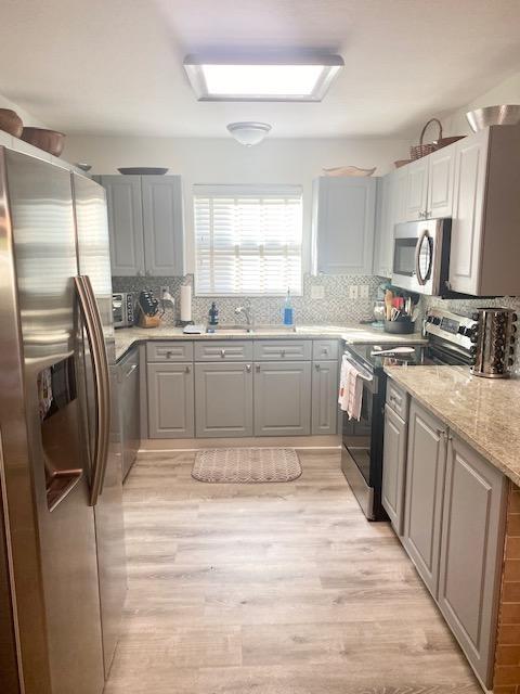 PELICAN PLACE T/H WEST - Residential