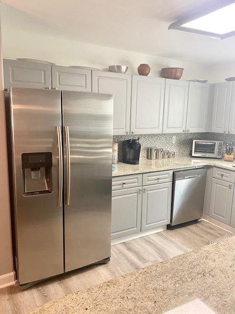 PELICAN PLACE T/H WEST - Residential