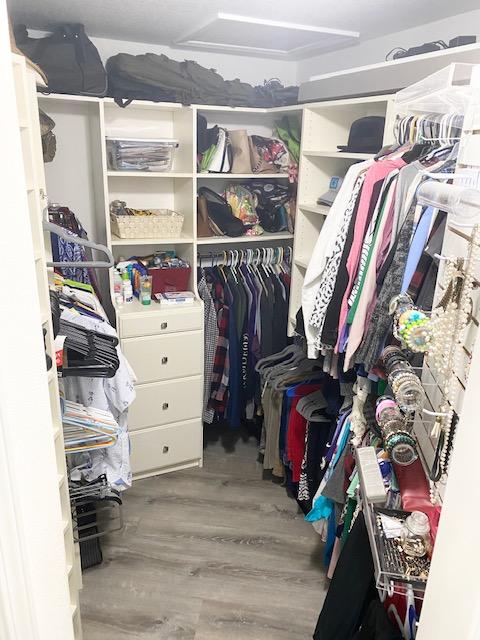 PELICAN PLACE T/H WEST - Residential