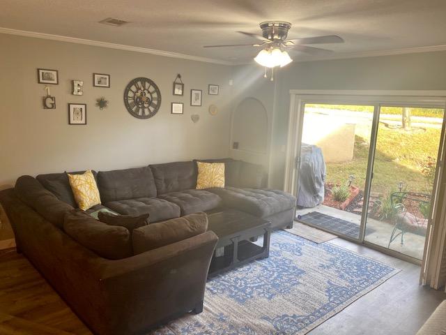 PELICAN PLACE T/H WEST - Residential