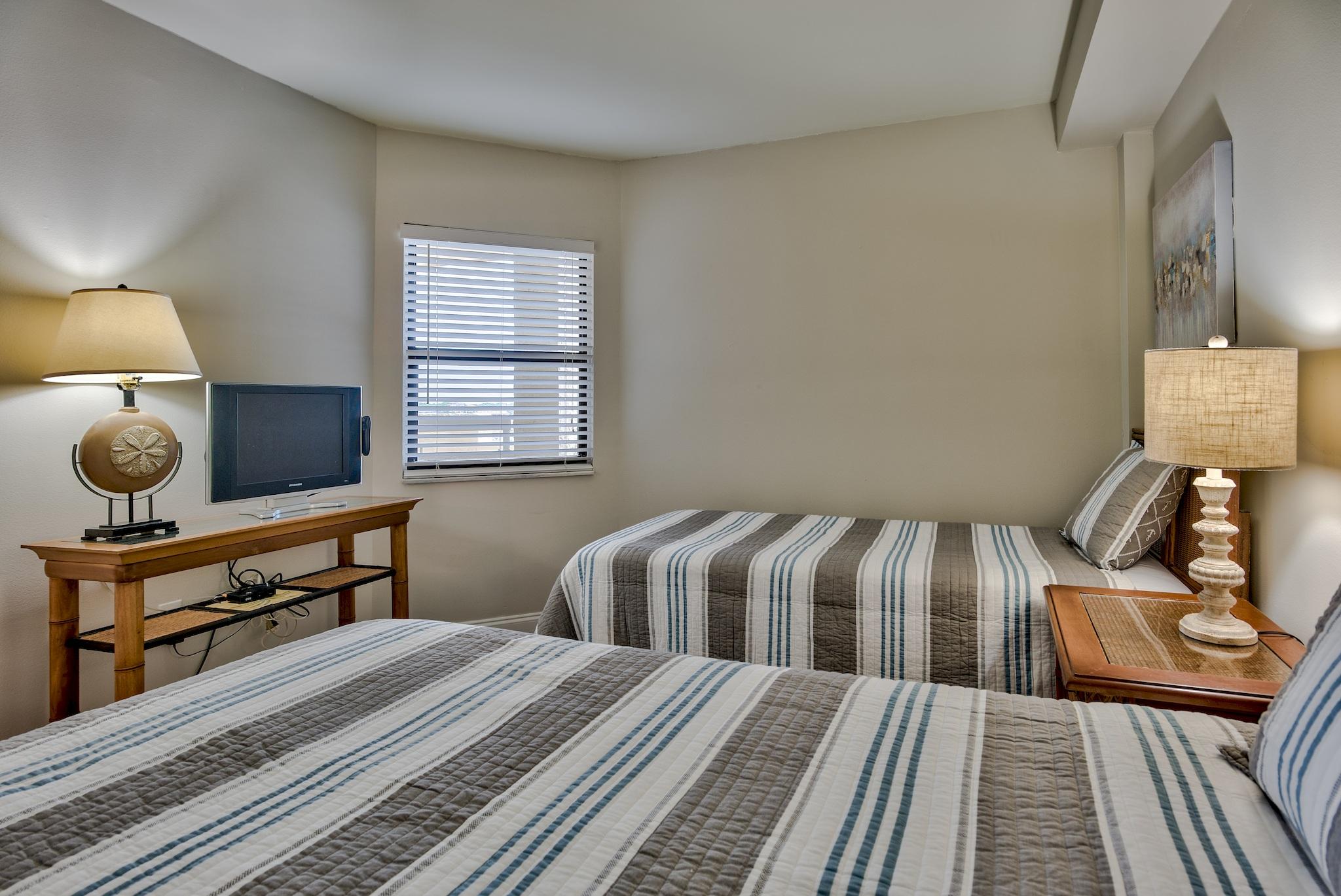 INLET REEF CLUB CONDO - Residential