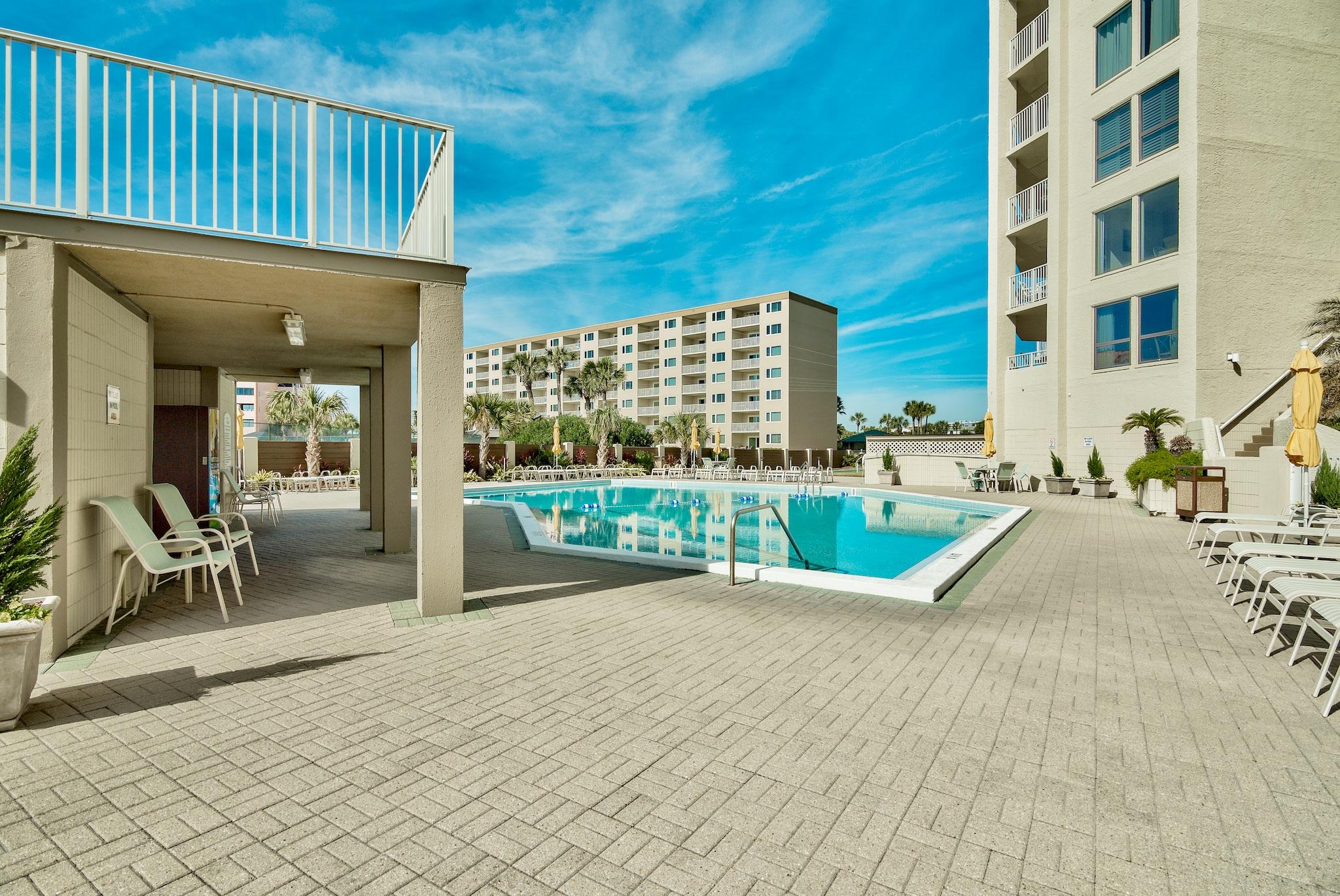 INLET REEF CLUB CONDO - Residential