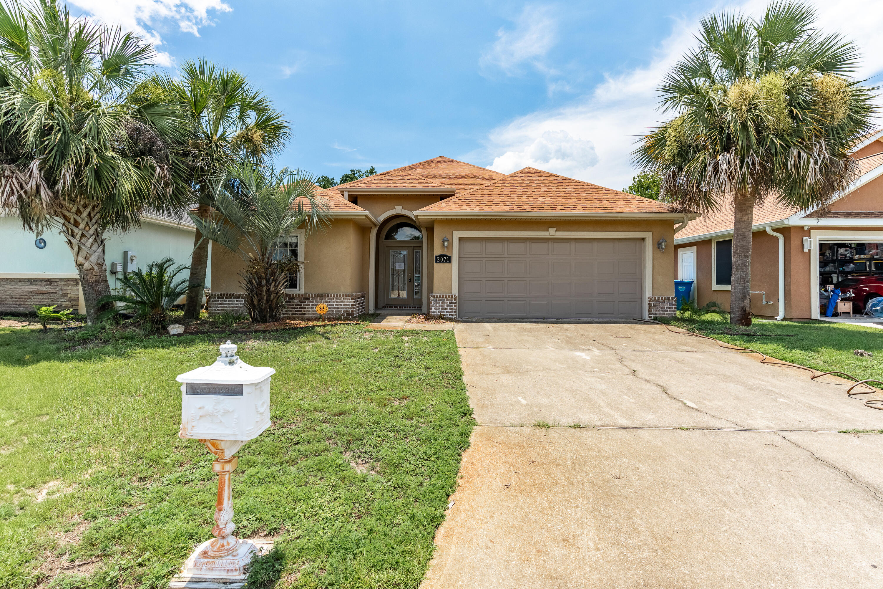 FOUNTAINVIEW - Residential