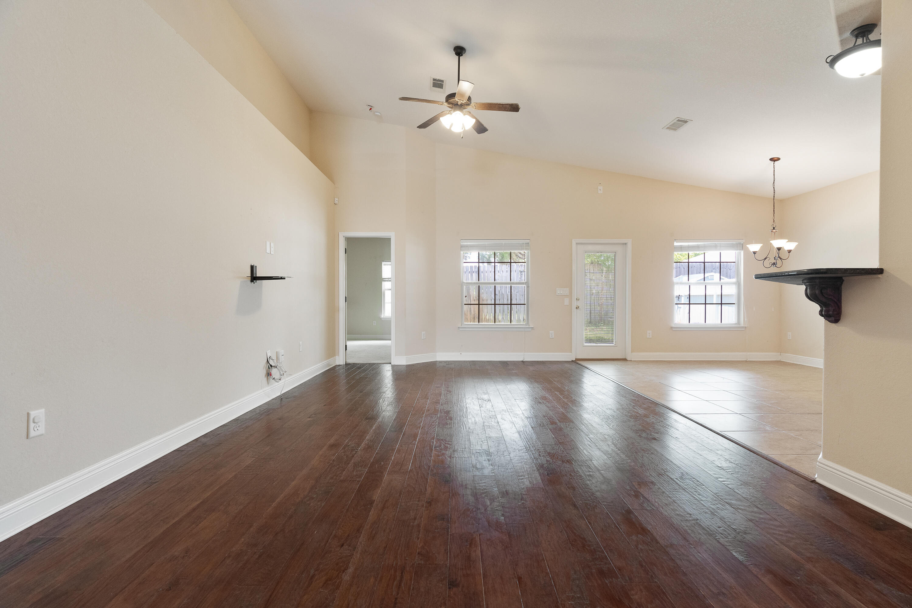 FOUNTAINVIEW - Residential