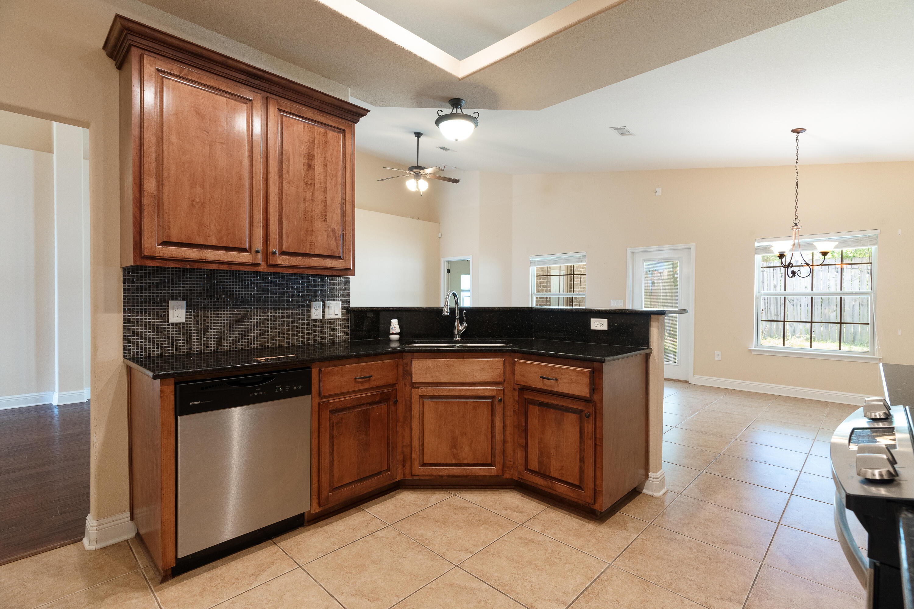 FOUNTAINVIEW - Residential