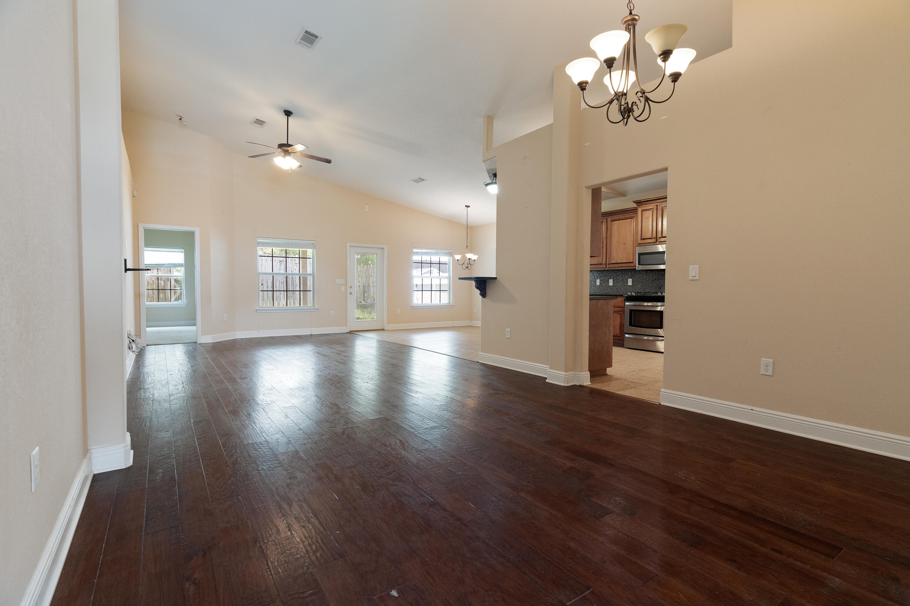 FOUNTAINVIEW - Residential