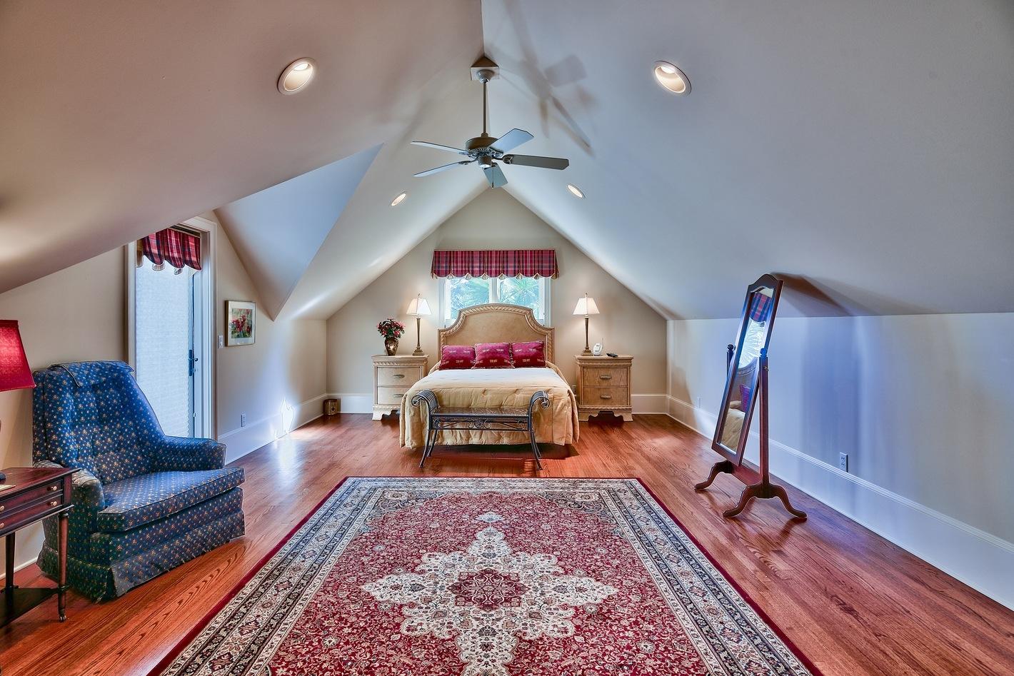 BURNT PINE - Residential