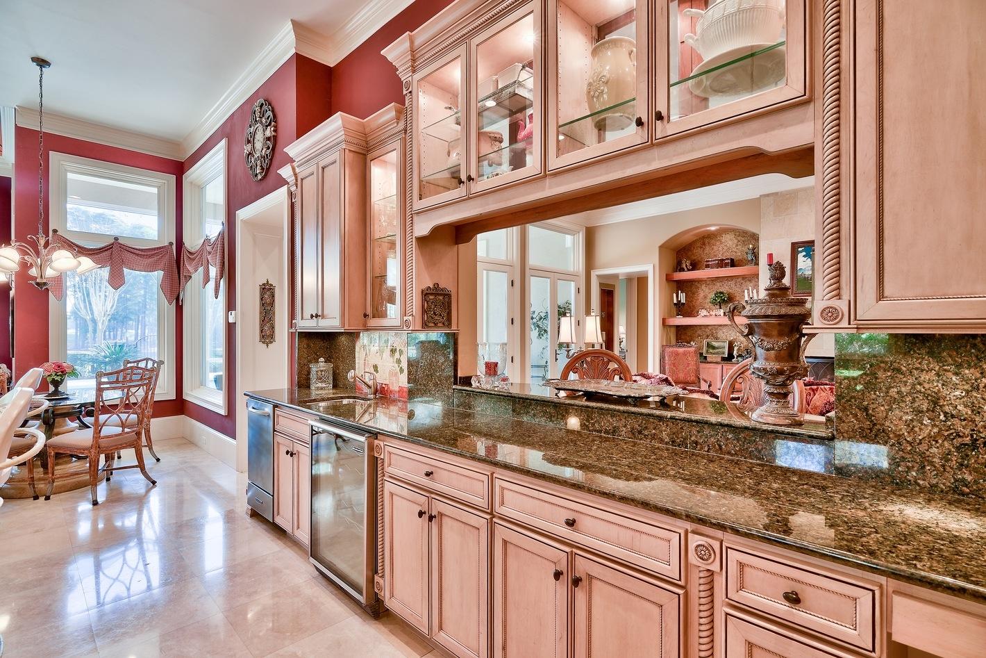 BURNT PINE - Residential