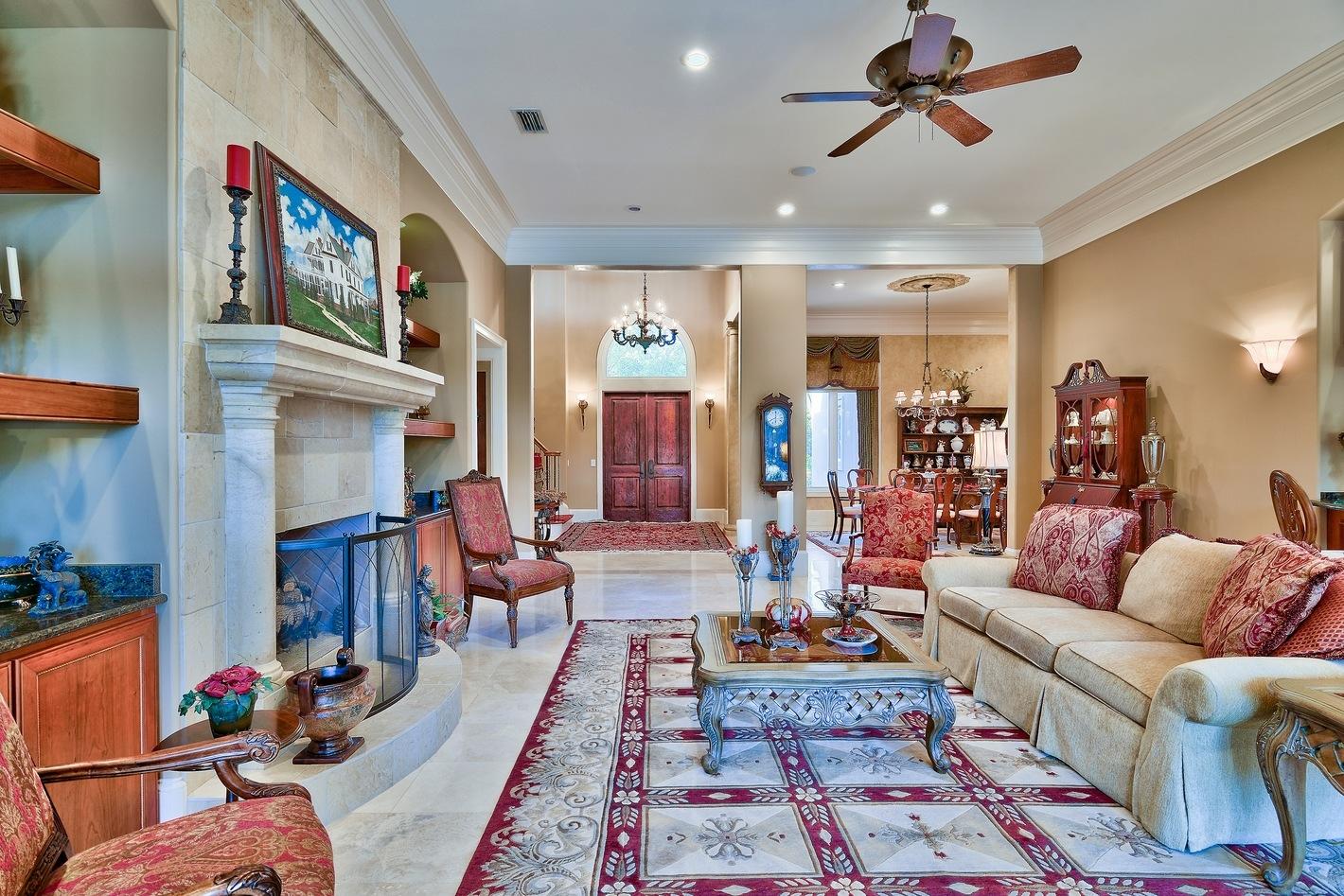 BURNT PINE - Residential