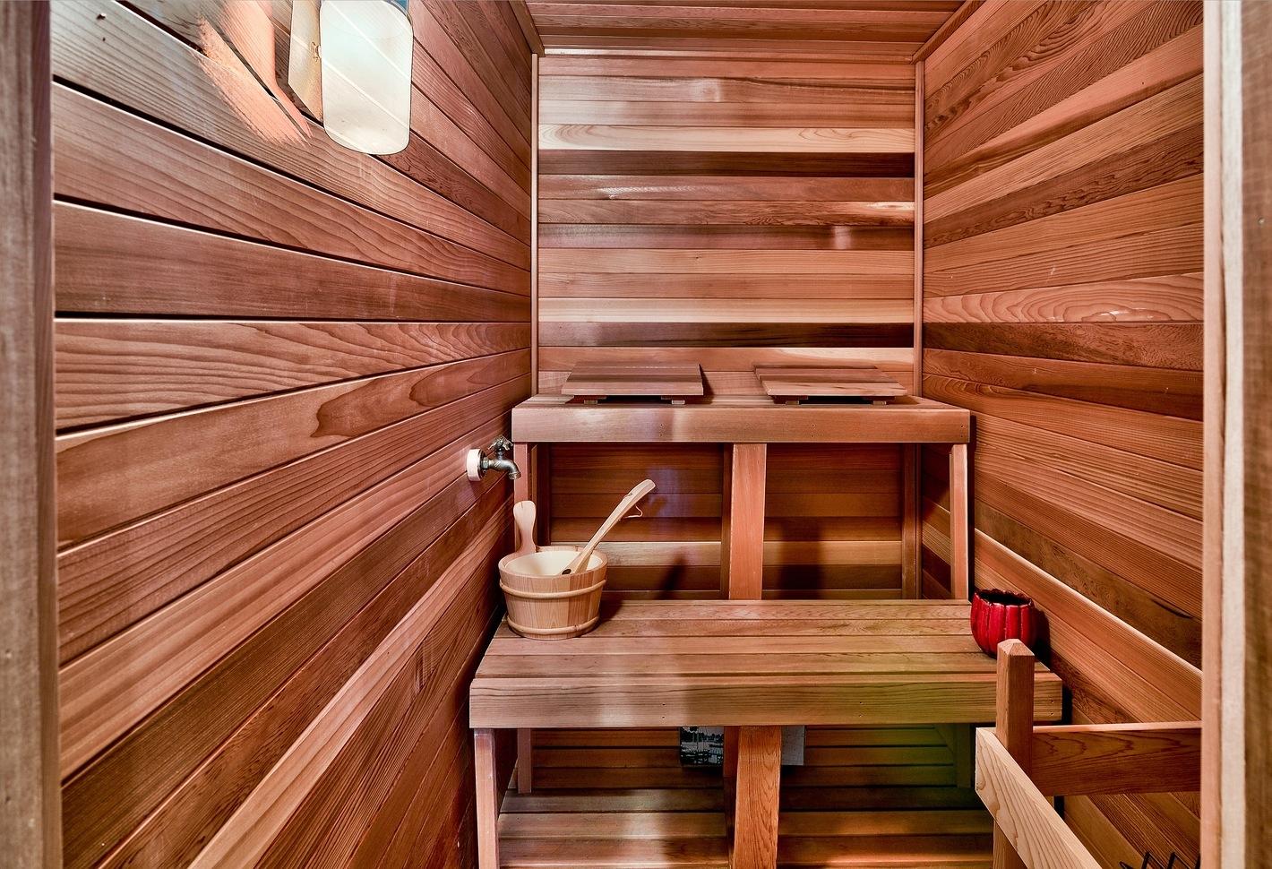 BURNT PINE - Residential