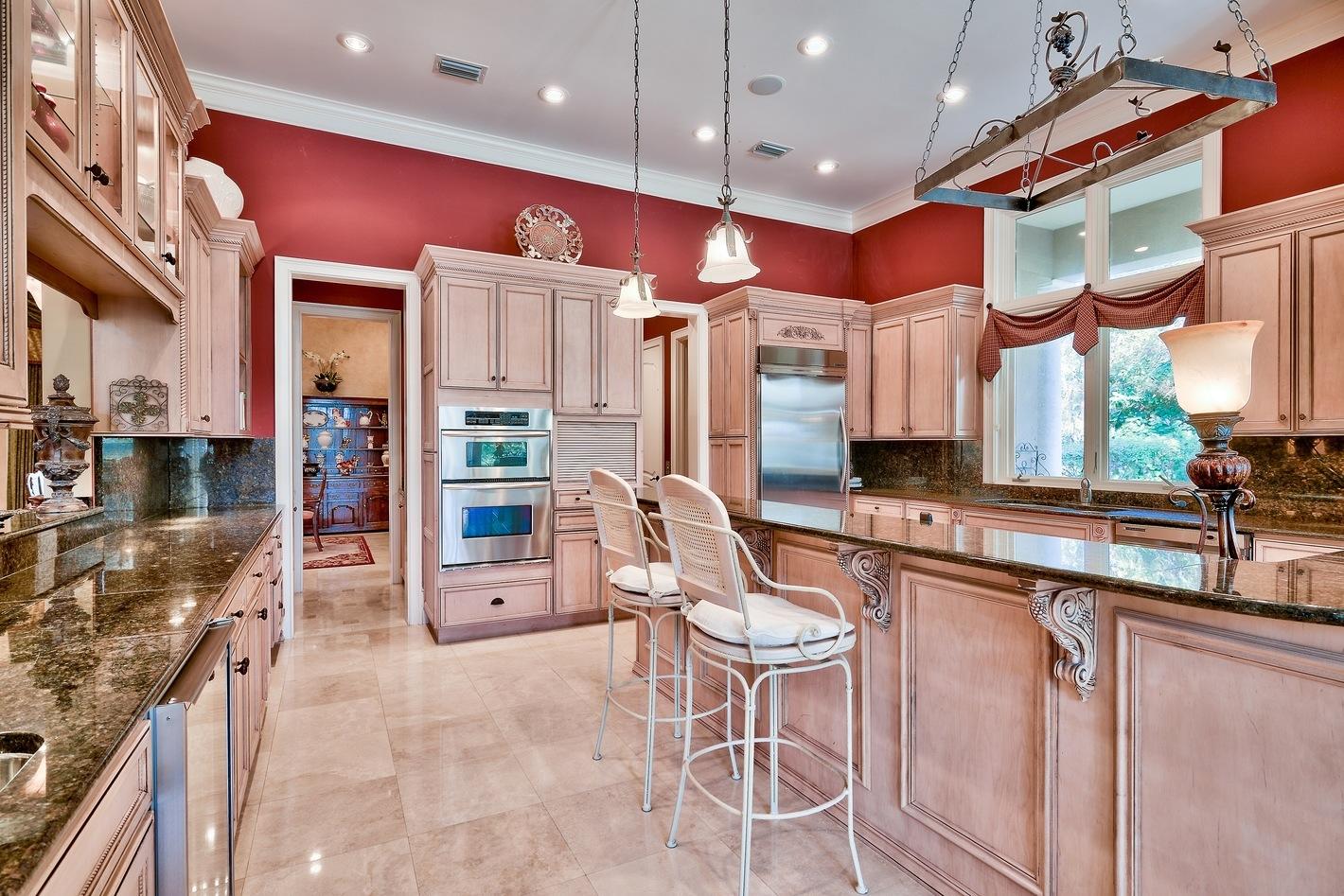 BURNT PINE - Residential