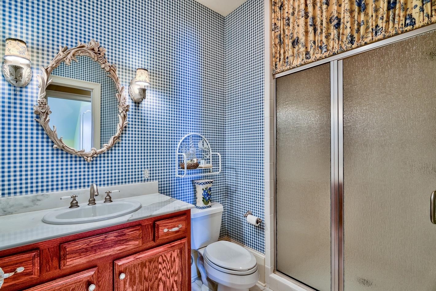 BURNT PINE - Residential