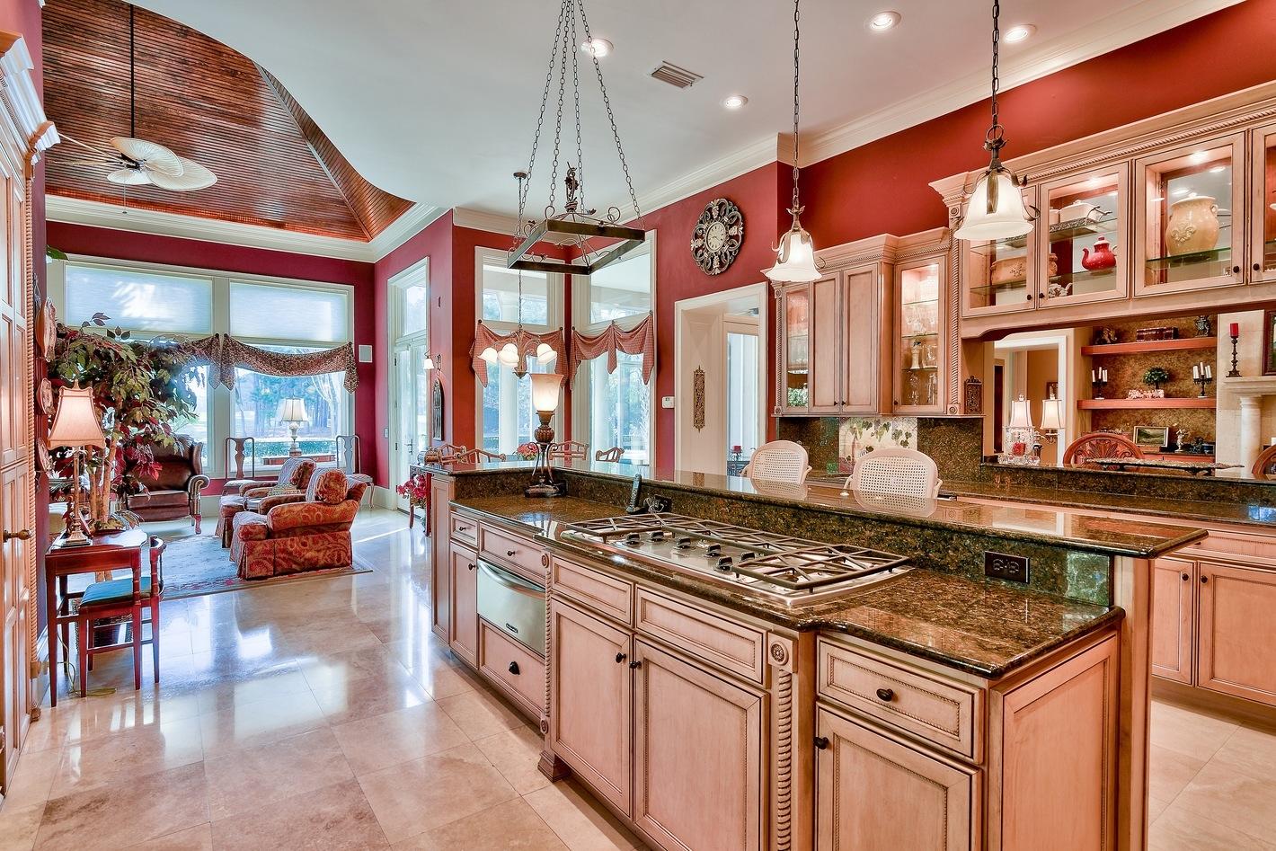 BURNT PINE - Residential