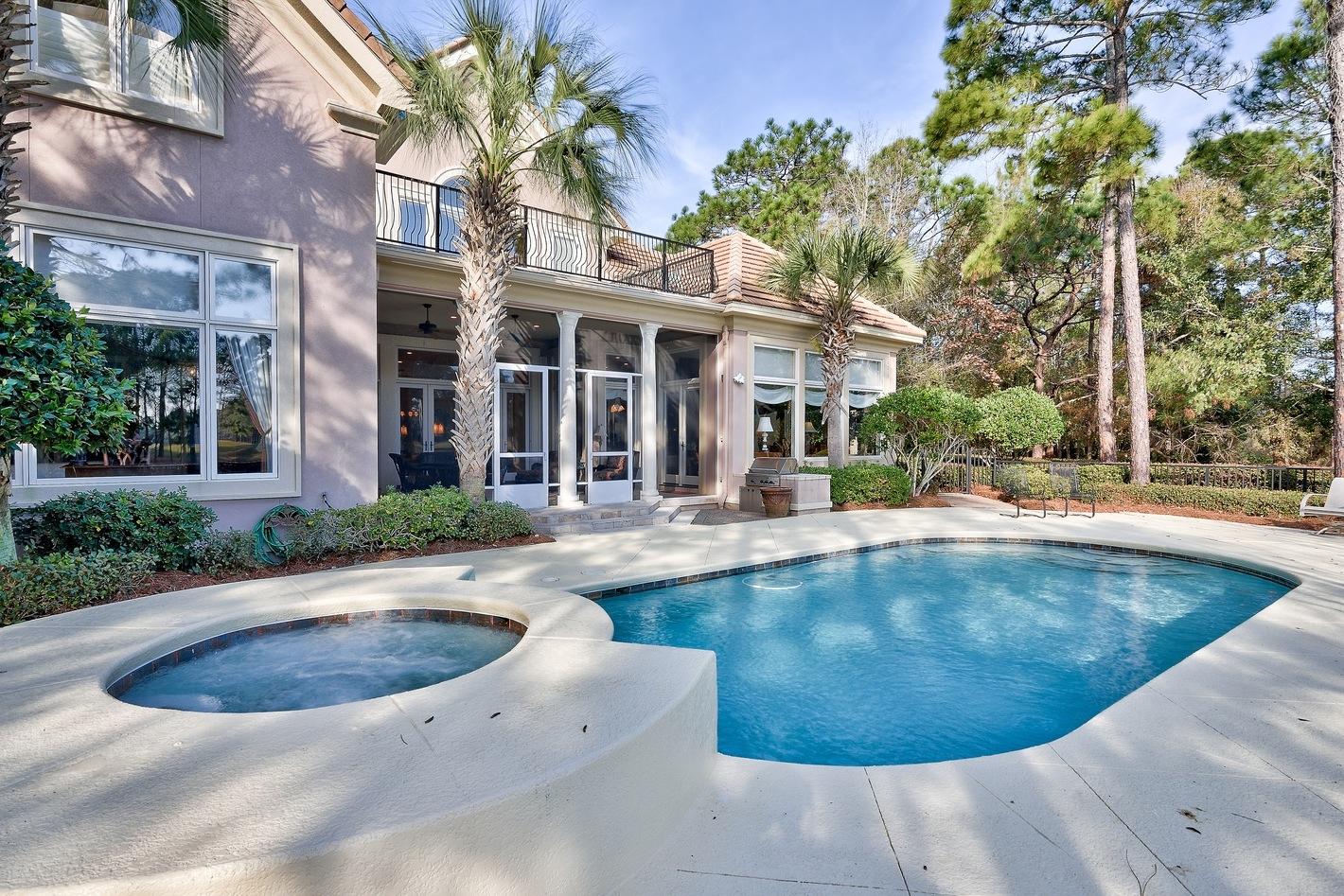 BURNT PINE - Residential