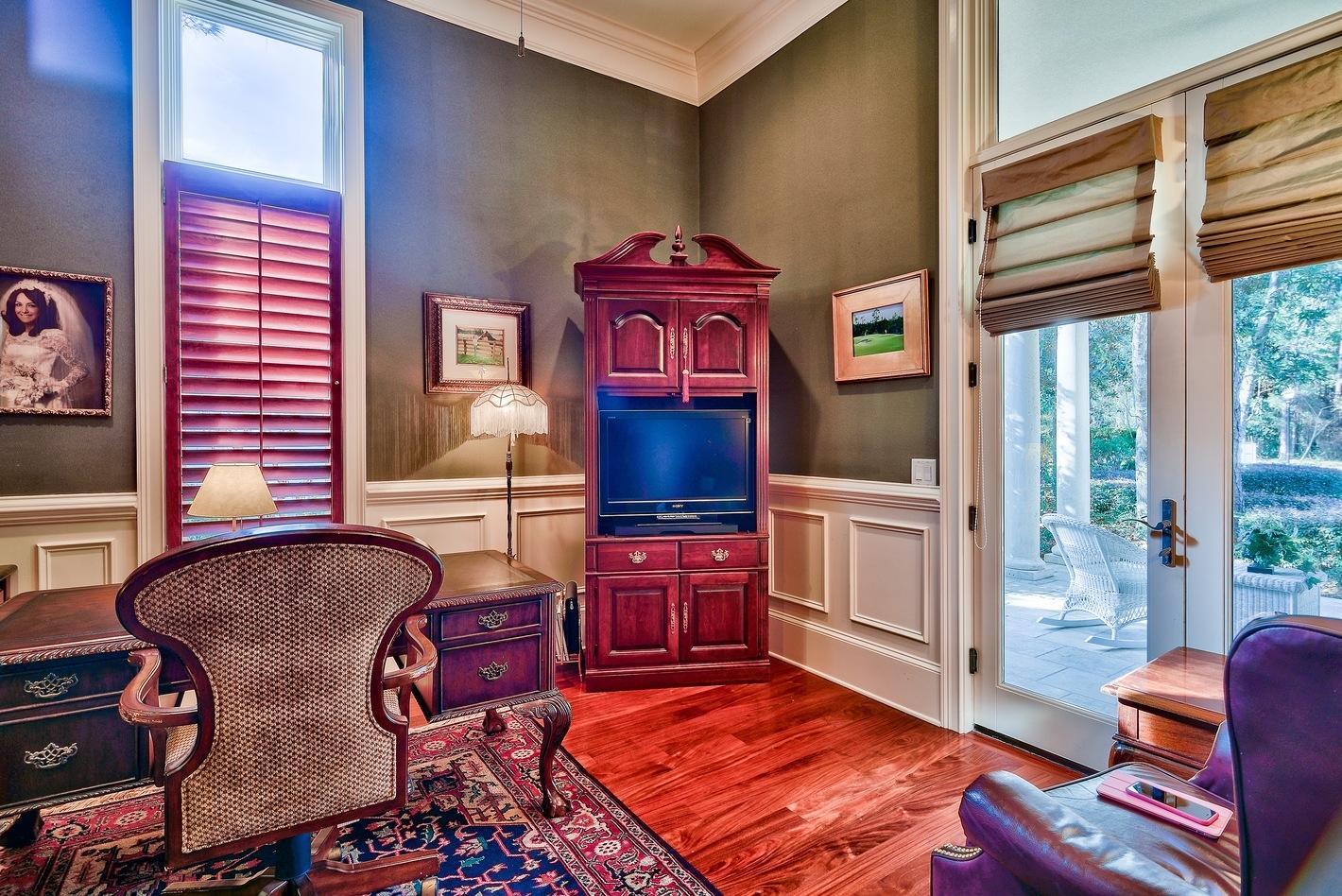 BURNT PINE - Residential