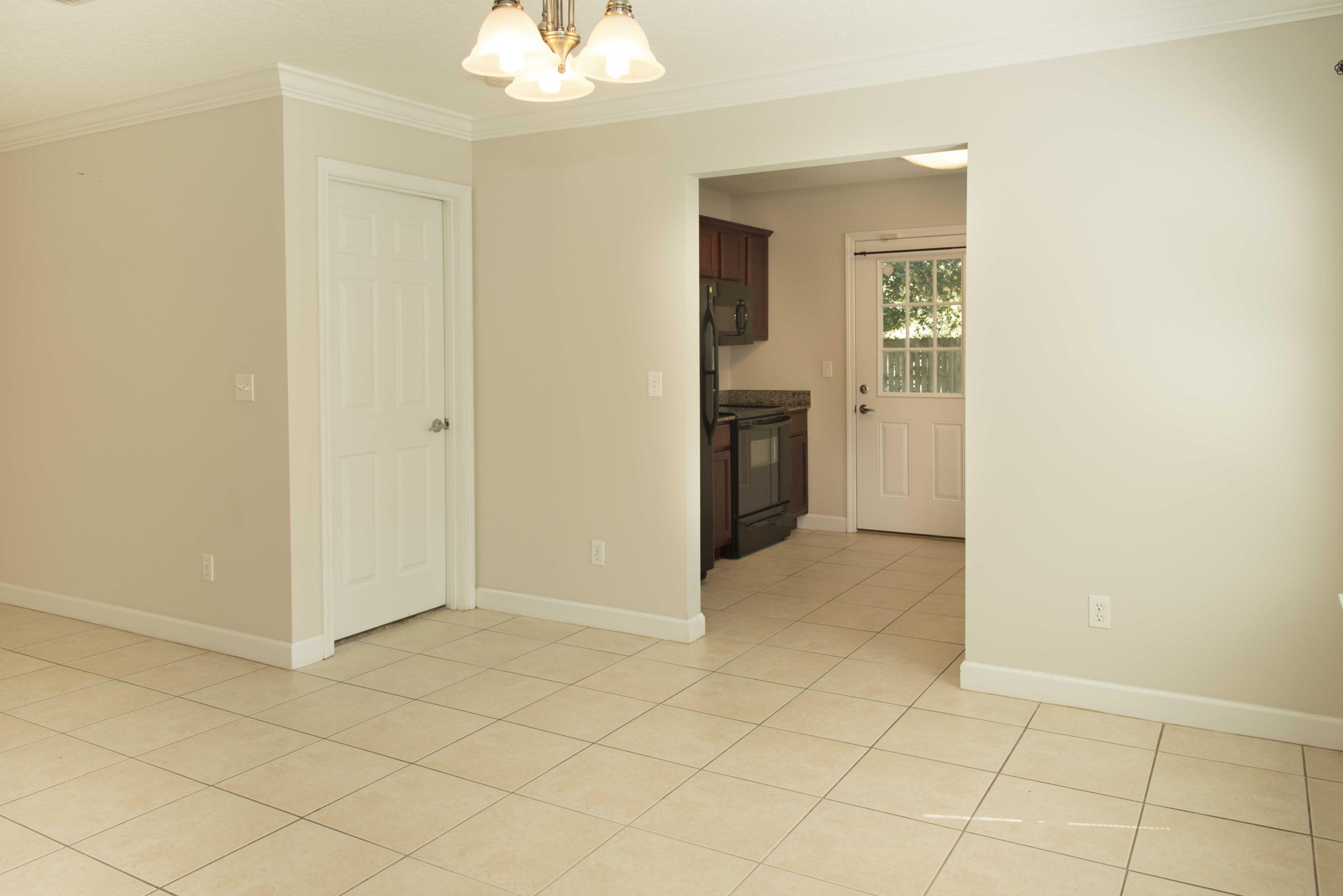 SHANGRILA - Residential Lease