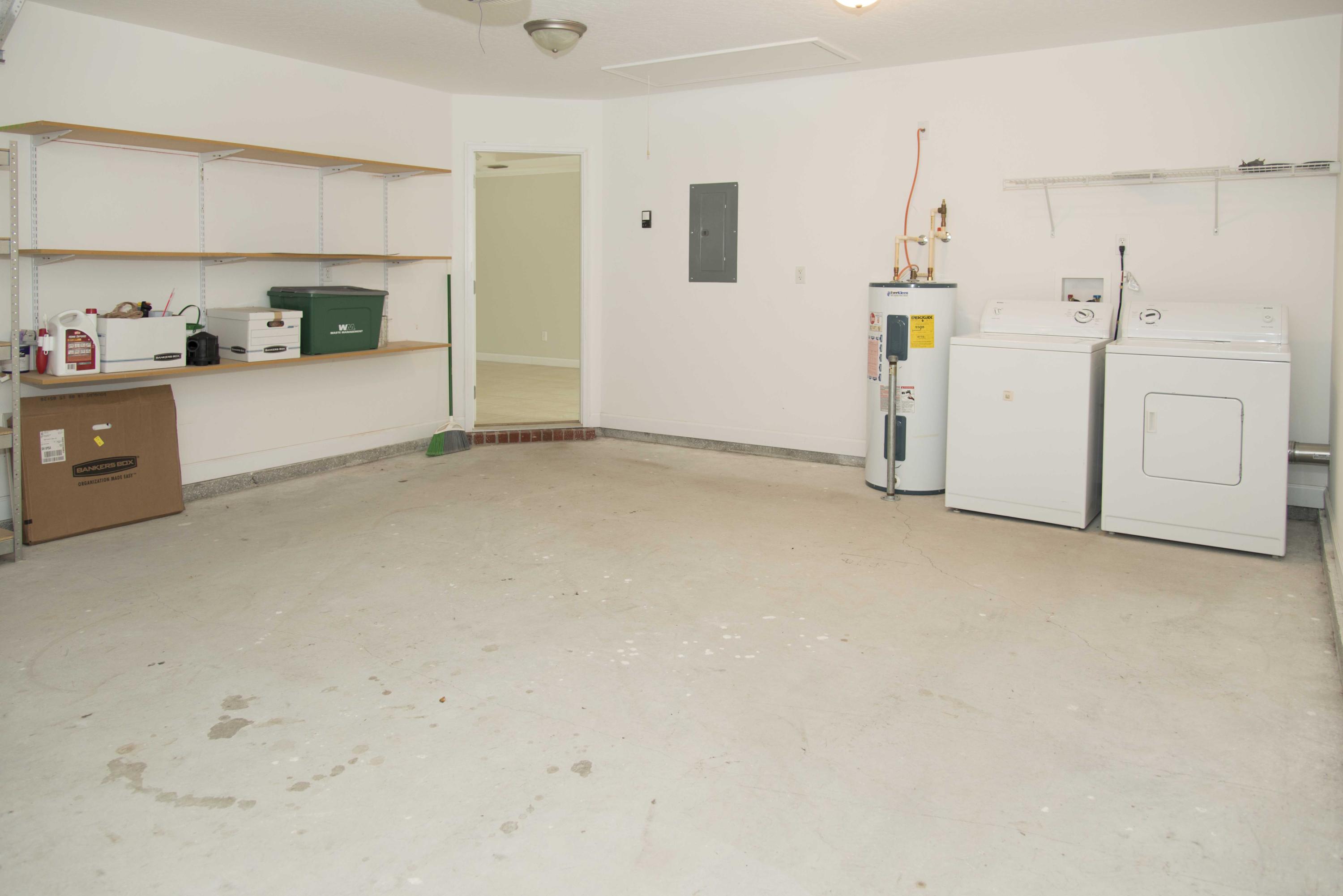 SHANGRILA - Residential Lease