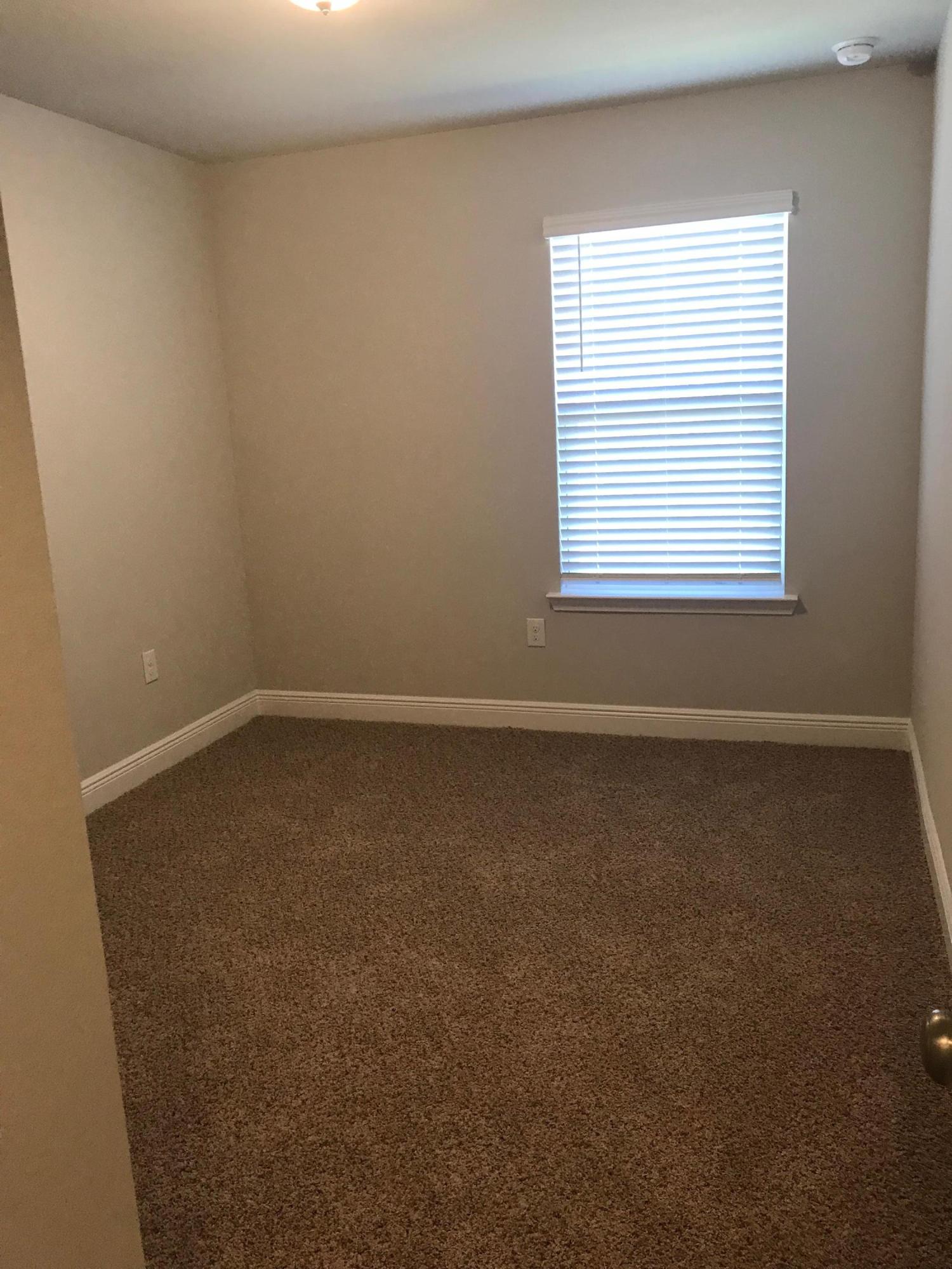 MILLER'S CROSSING - Residential Lease