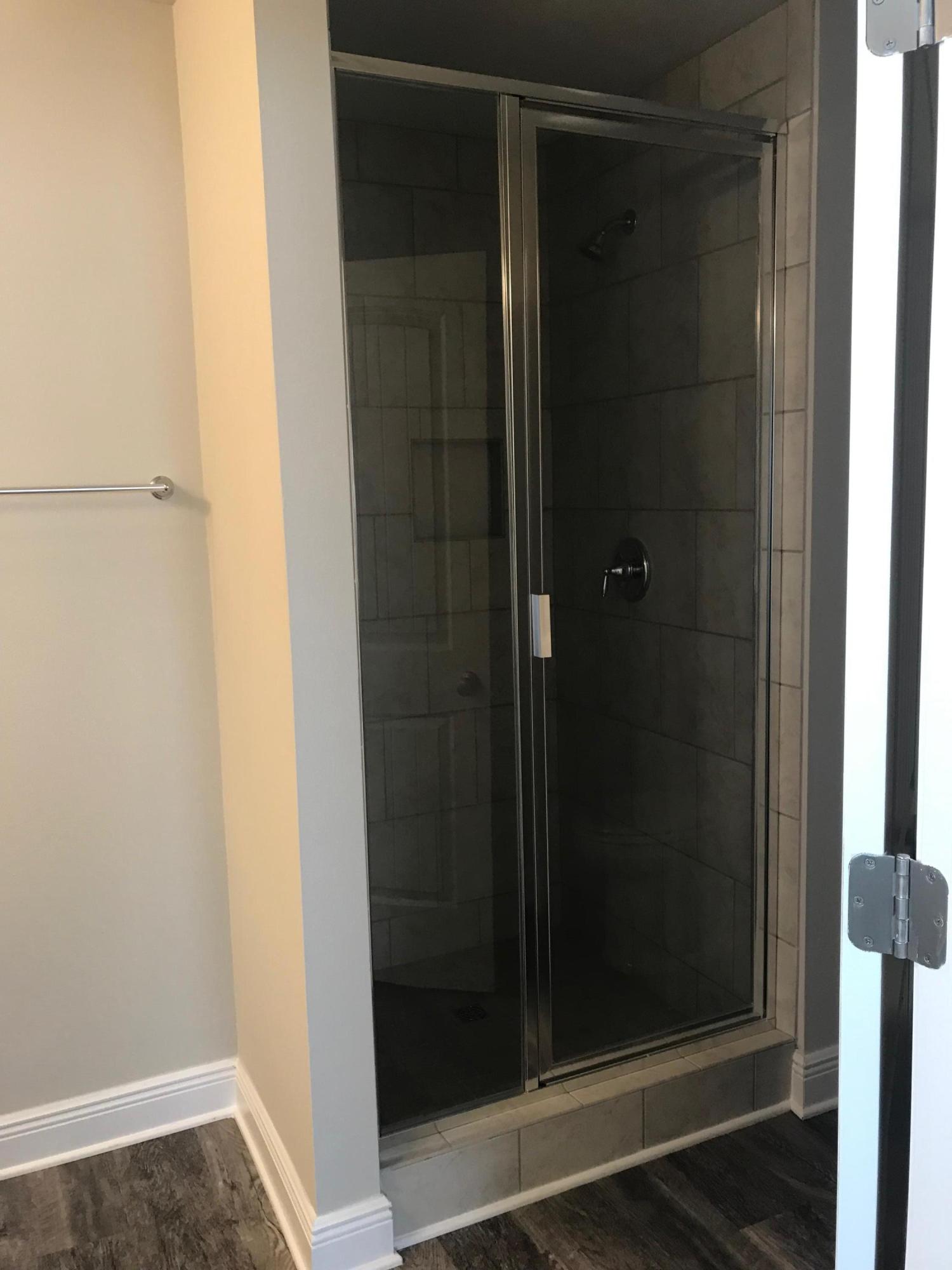 MILLER'S CROSSING - Residential Lease